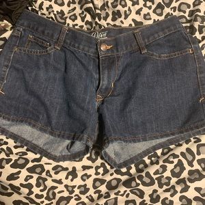 - Old navy shorts sz.8
